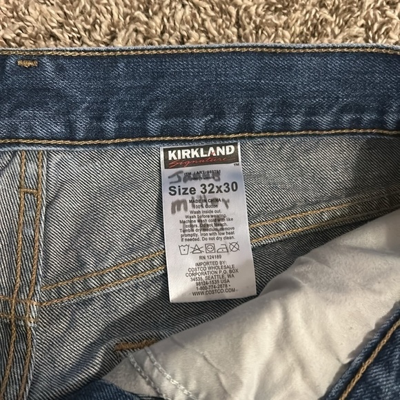 Men’s Kirkland Jeans - Picture 2 of 4
